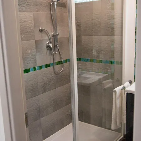 Brilliant 3* ترييستي