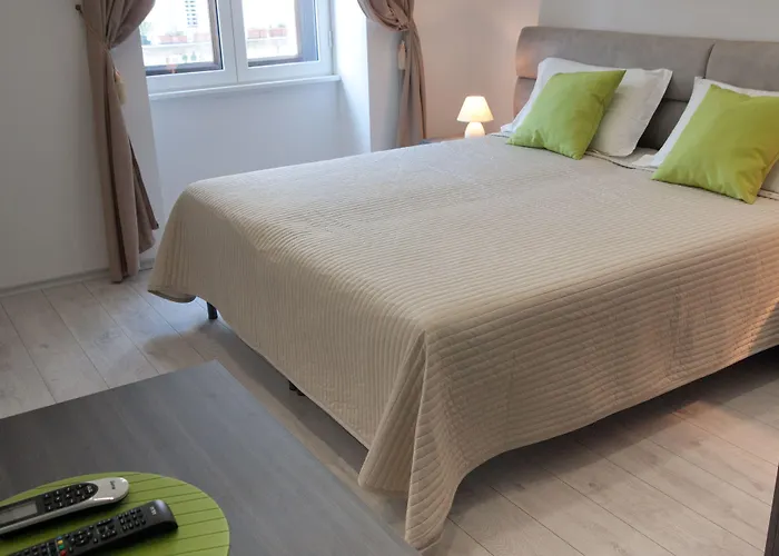 Гостьовий будинок Brilliant Room 3*